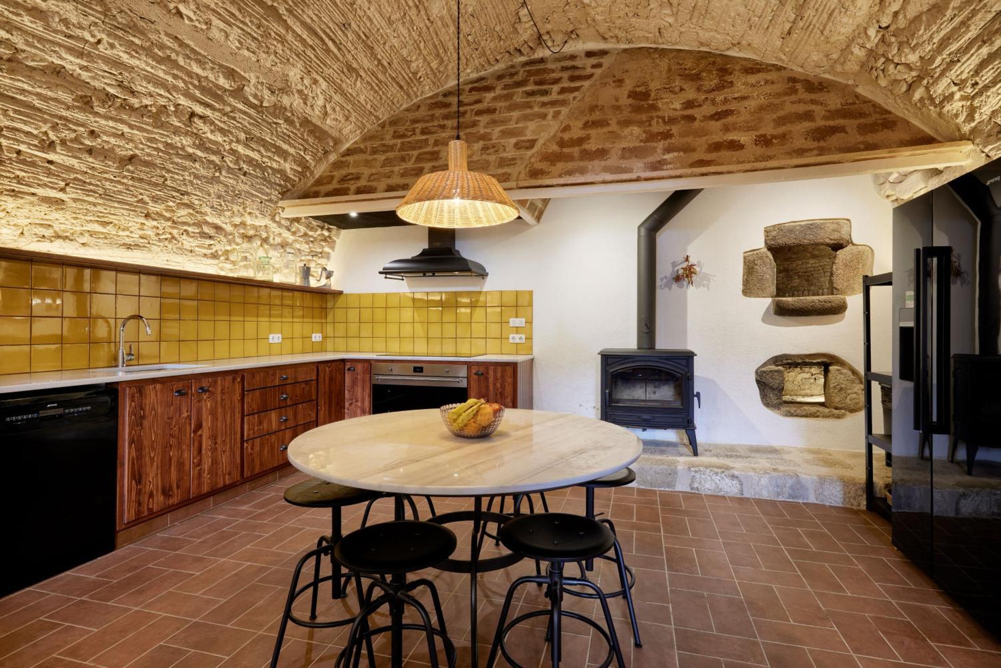 Masia Torre Lloreta S.Xiii 卡隆赫 外观 照片